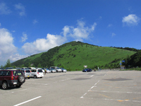 八島ヶ原湿原駐車場；クリックすると大きな写真になります