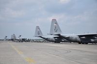 米軍横田基地所属のC-130H輸送機　ハーキュリーズ；クリックすると大きな写真になります。