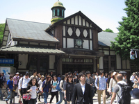 原宿駅；クリックすると大きな写真になります