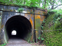漆久保トンネル入り口