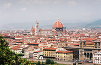 ミケランジェロ広場から眺めるフィレンツェの街：クリックすると大きな写真になります