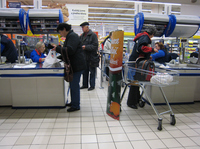 朝のスーパーマーケット：クリックすると大きな写真になります