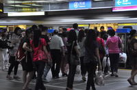 MRT台北車站；クリックすると大きな写真になります