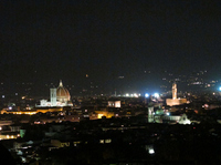 フィレンツェの町の灯り；クリックすると大きな写真になります