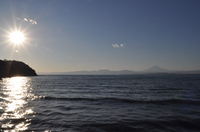 弁天橋から眺める午後の富士山；；クリックすると大きな写真になります