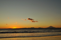 日没頃の相模湾；クリックすると大きな写真になります