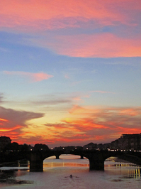 フィレンツェの夕焼け；クリックすると大きな写真になります