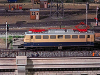 DB（deutschebahn ドイツ国鉄） E10 1240 形電気機関車；クリックすると大きな写真になります