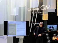 LUMIX と LEICA レンズ；クリックすると大きな写真になります。