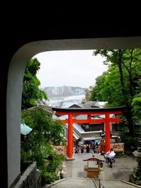 江島神社；クリックすると大きな写真になります。