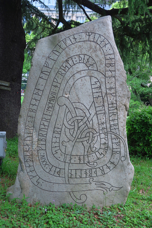 007_250516020 X900 5月の日比谷公園 G7X.jpg