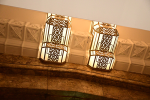 024_250621664 X900 高島屋資料館 エレベータ入口灯り Z50 Z18-140.jpg