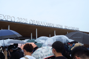 085_250623259 X900 〇大阪関西万博東ゲート G7X.jpg