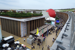 131_250623430 X900 万博 サルデーニア 大屋根から- G7X.jpg