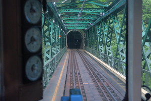 054_250722082 X900 箱根登山鉄道 塔の沢－箱根湯本 15時18分 G7X.jpg