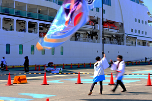 041_250818331 X900 高知港入港 D50.jpg