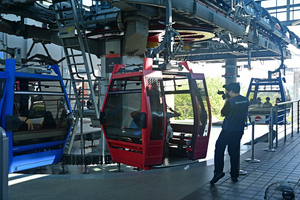 190_2508211164 X900 韓国麗水ロープウェイのりば Z50.jpg