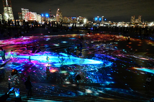 016_251222053 X900 ◎大さん橋屋上 鯨 ヨコハマヨルノヨ.jpg