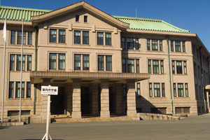 018_251201215 X900 〇宮内庁 G7X.jpg