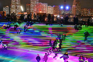 021_251222070m X900 〇大さん橋屋上 鯨 ヨコハマヨルノヨ.jpg