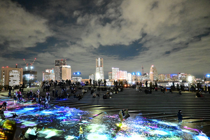 015_251222051m X900 大さん橋屋上 鯨 ヨコハマヨルノヨ.jpg