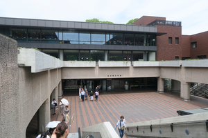 006_260531010 X900 上野公園 東京都美術館 G7X.jpg