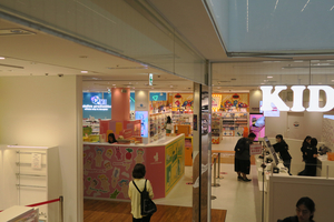 010_260604012 X900 神宮前交差点 G7X.jpg